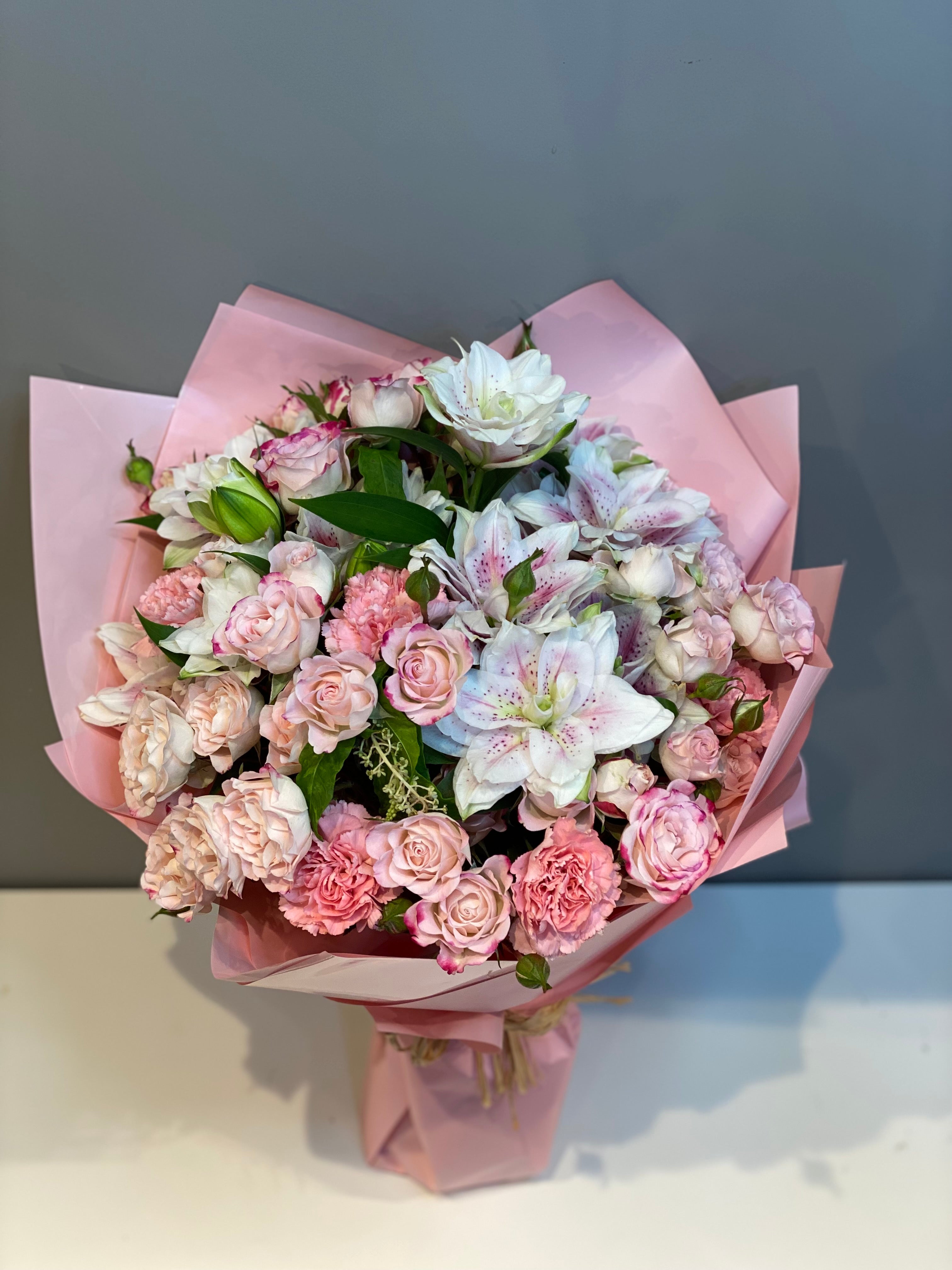 Luxury Pink Lily & Rose Bouquet - White Oriental Lilies, Pink Spray Roses & Carnations Dubai